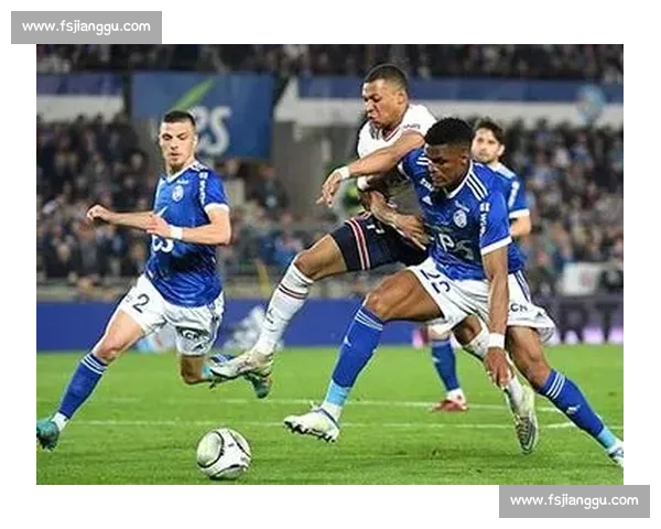 富力vs苏宁强强对话焦点战解析赛季走势与关键看点前瞻与胜负悬念