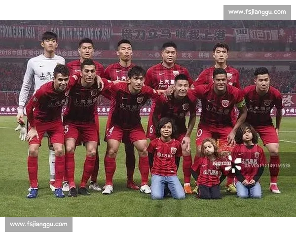 上港与斯威正面交锋赛前走势与关键看点全面解析比赛前瞻深度观察